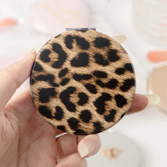 Leopard Print PU Leather Compact Mirror – Portable Double-Sided Folding Travel Mirror – High-Definition Vanity Mirror for Purse, Handbag & Pocket – Chic Animal Print Gift for Women & Girls 🐆✨