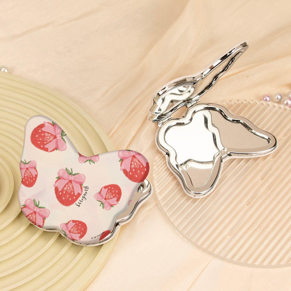 Cute Butterfly Compact Mirror PU Leather Folding Pocket Mirror Silver Plated Plastic Frame Double Sided Strawberry Vanity