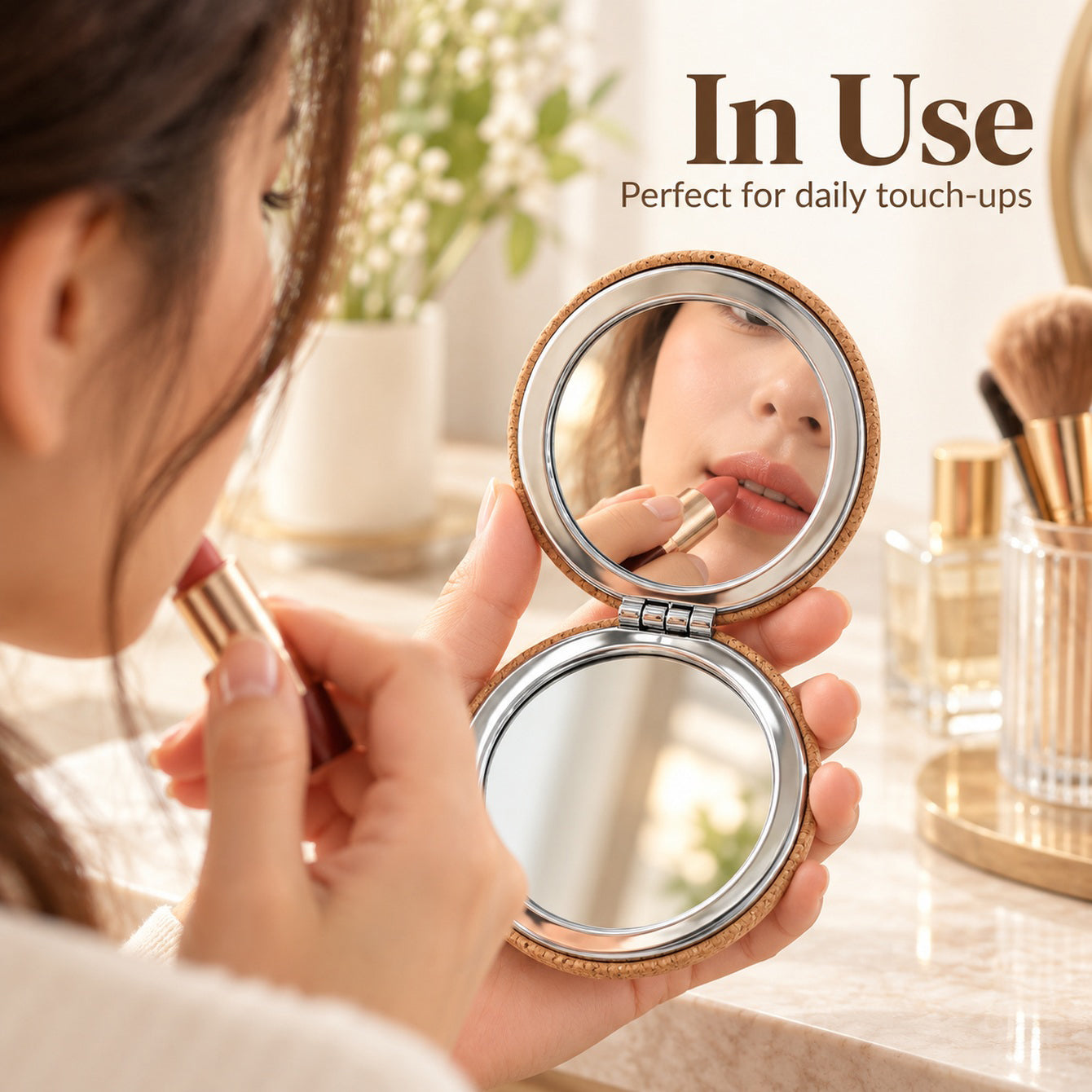 Cork compact mirror cosmetic touch-up scene