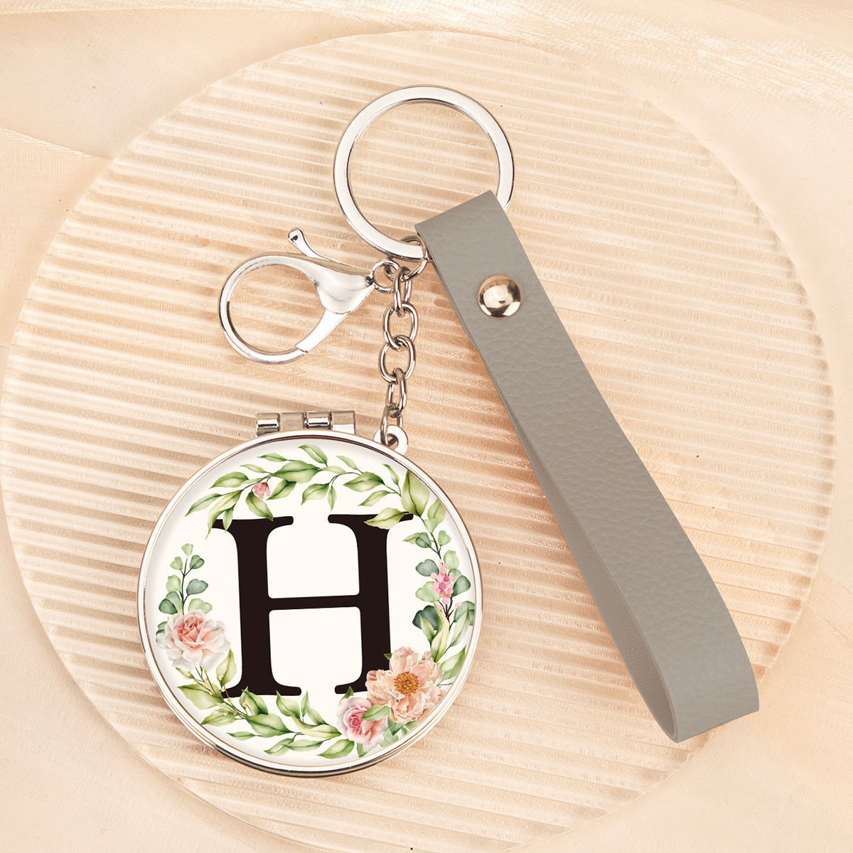 Floral initial letter H mirror keychain, original real product image