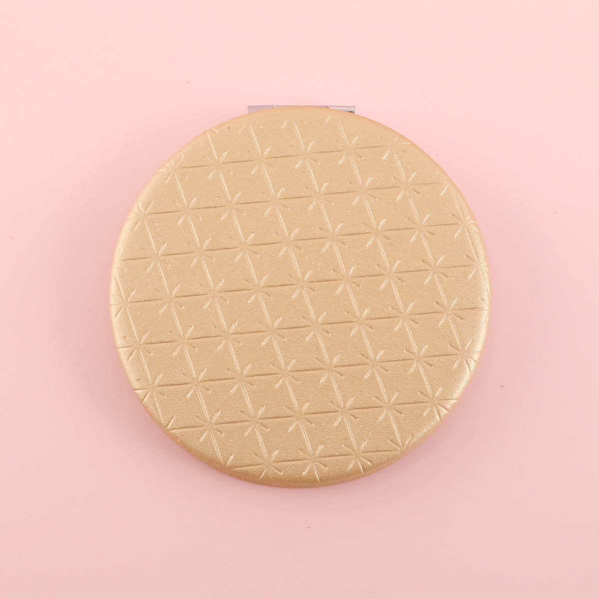 Beautiful Round Plating Silver Frame, Cross-Pattern PU Eco-Friendly Leather Embellishment, HD 60*60mm Makeup Mirror, Clearly Showing the Details of Makeup, The Perfect Choice for Both Fashion and Environmental Protection.